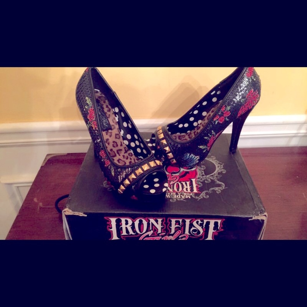 Peep toe heels